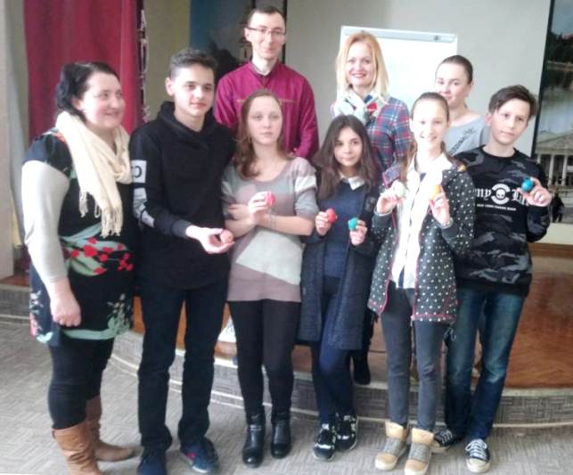 Викладачі кафедри Вольська С.О., Мацишина З.А., студенти групи ОМ-34 та учні Тернопільської ЗОШ №18.